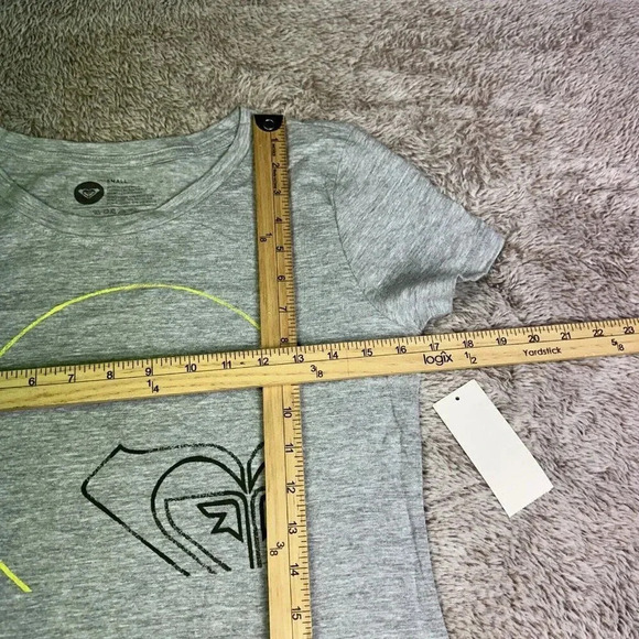 ROXY Women's T-Shirt Cotton Gray Tee Carson Heart New - Picture 6 of 12